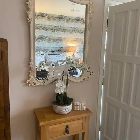 Serendipity ~ Romantic Hideaway In *